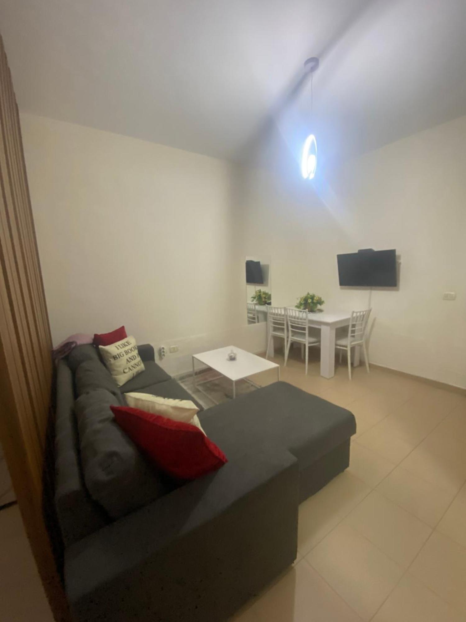 Chlo Apartment 4 Tirane Extérieur photo